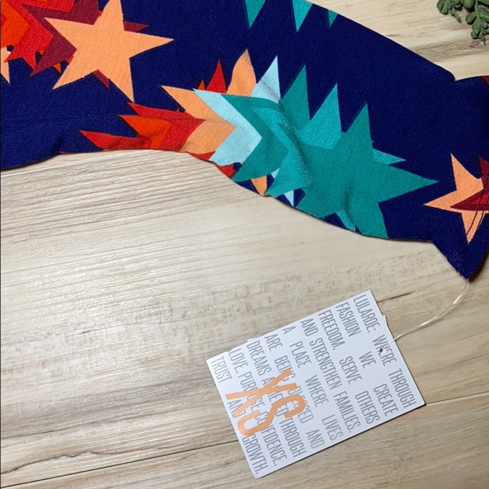NWT Lularoe XS Stars Randy - Picture 4 of 5